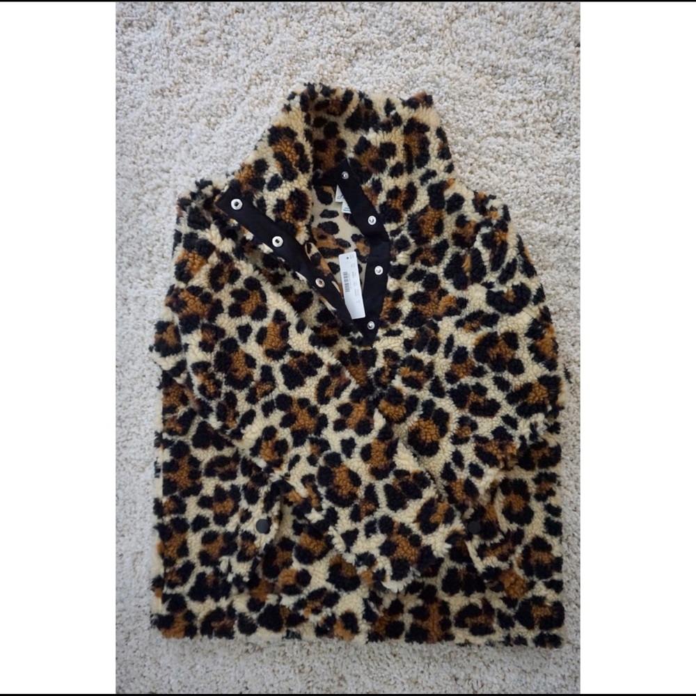 J Crew S Leopard Snap Collar Sherpa Pullover